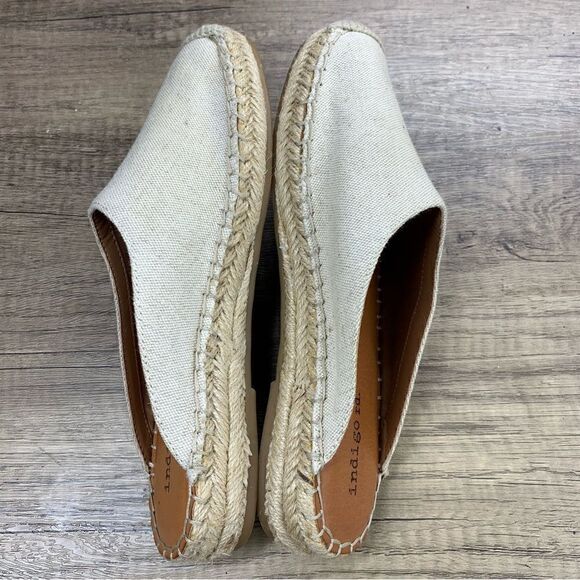 Indigo Rd.~Women’s~Tan Slip on espadrilles~Size 6.5 - Picture 7 of 9